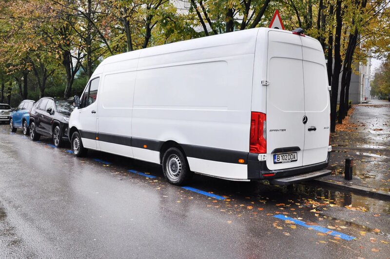 Mercedes-Benz Sprinter